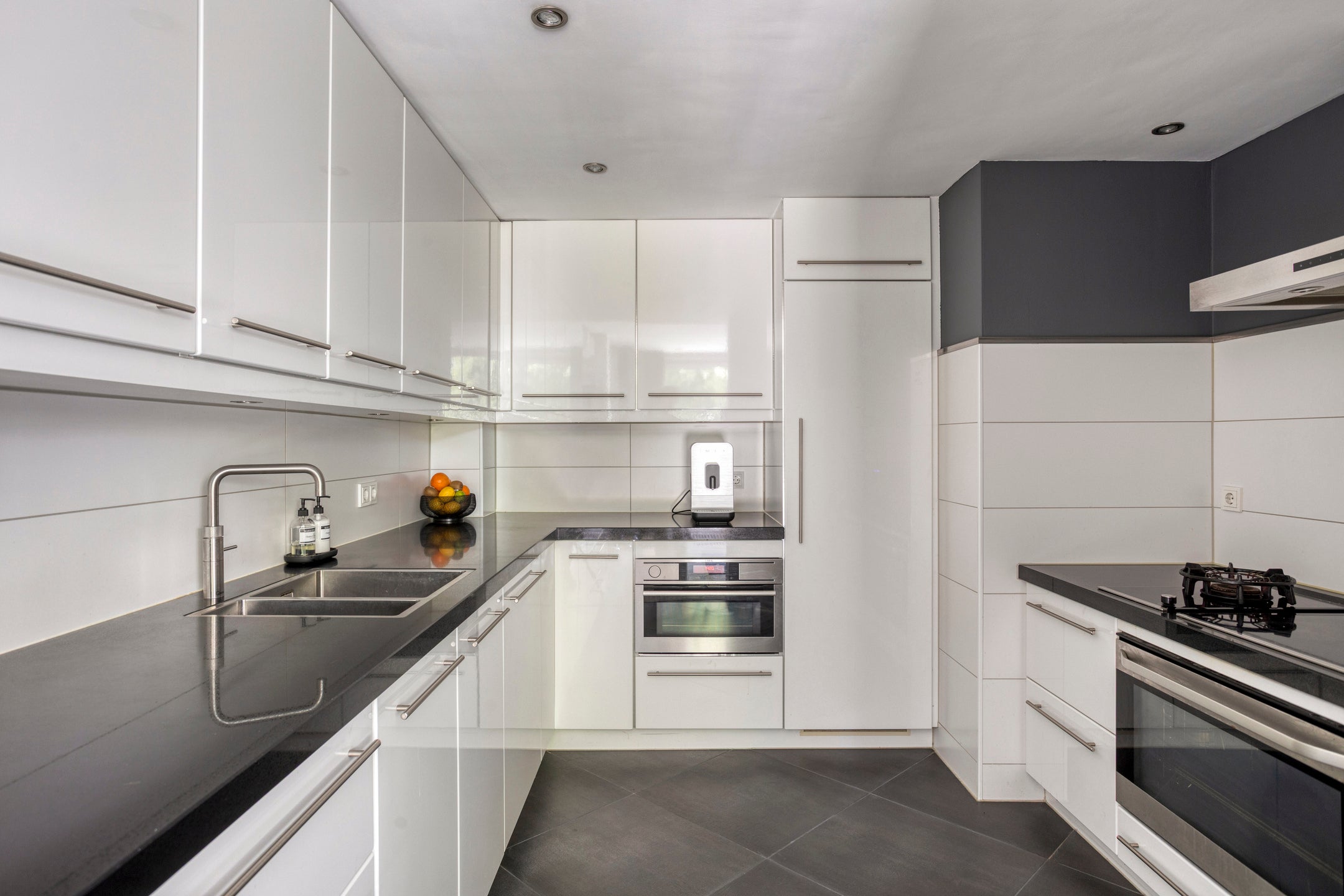 Tussenwoning te koop: Kuijperstraat 14, Elst