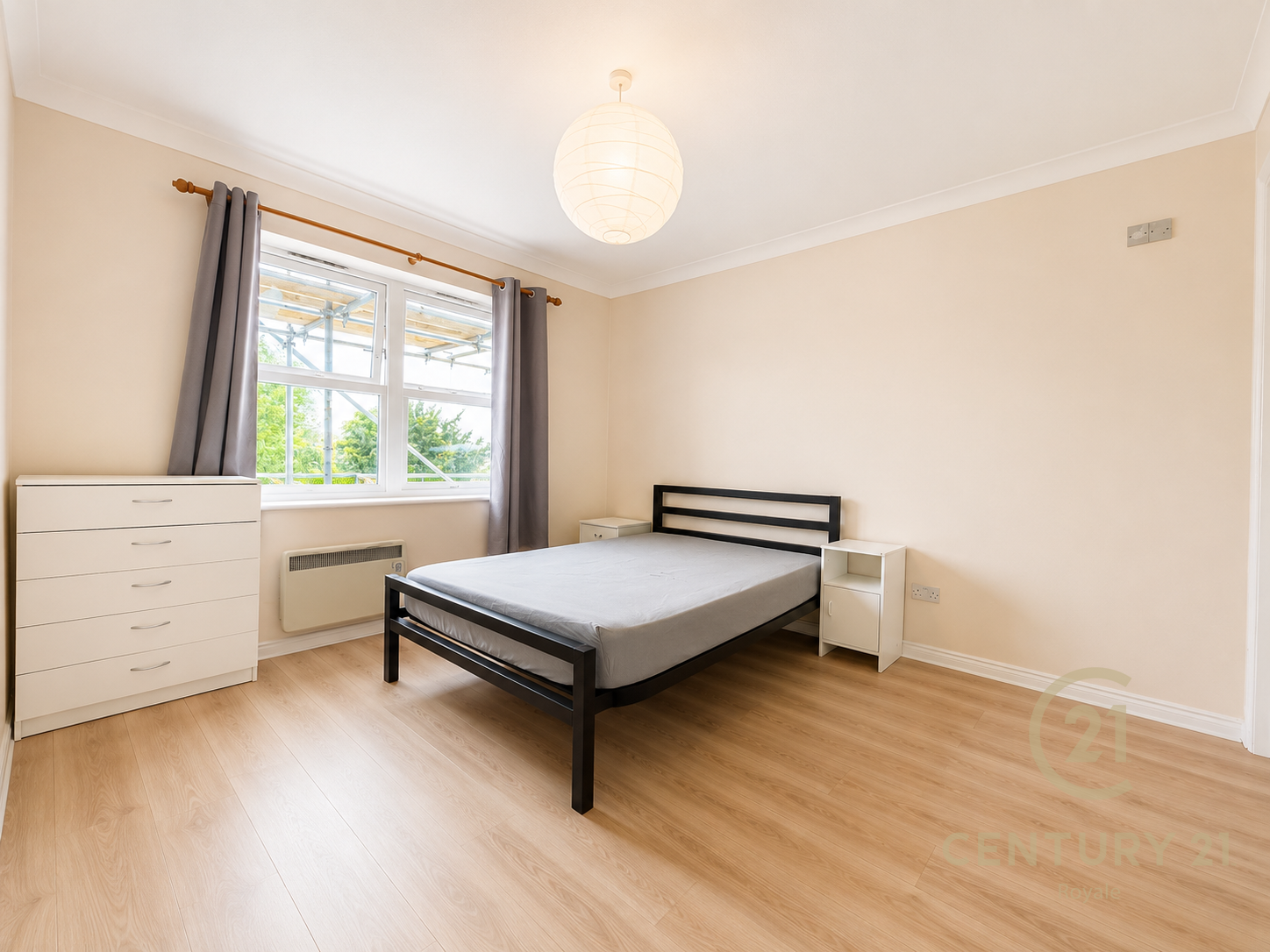 Flat Surbiton Road in Greater London
