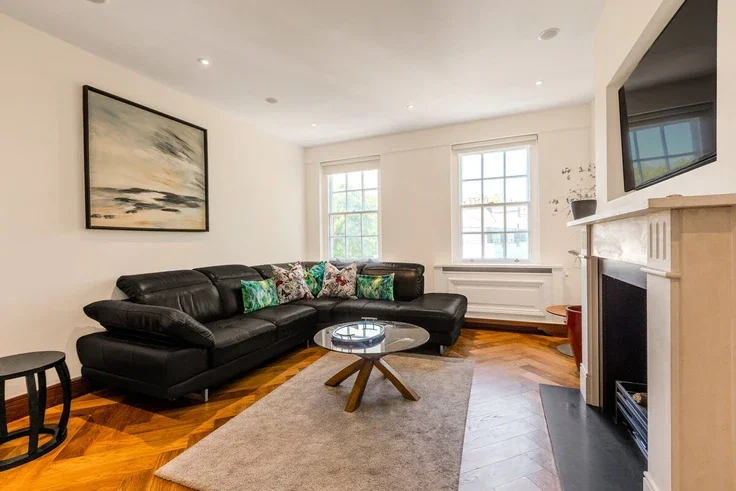 Flat Fulham Road in Greater London