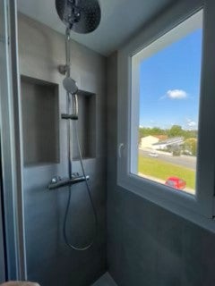 Room Rue des Treilles in Libourne