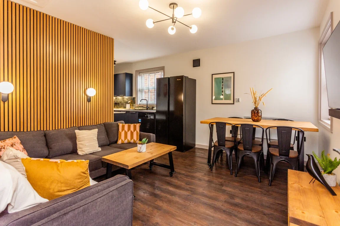 Flat Brass Thill in Durham