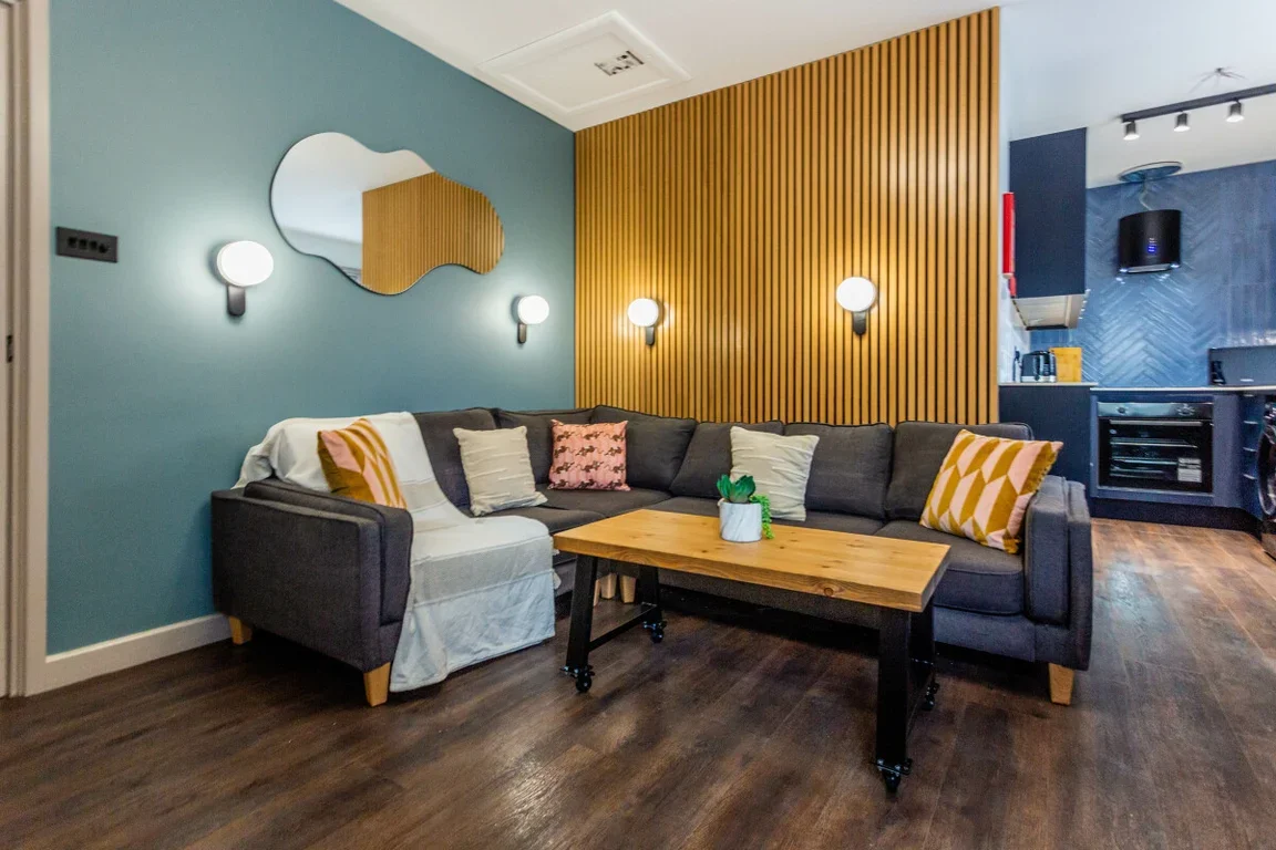 Flat Brass Thill in Durham