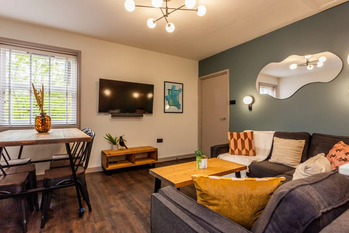 Flat Brass Thill in Durham