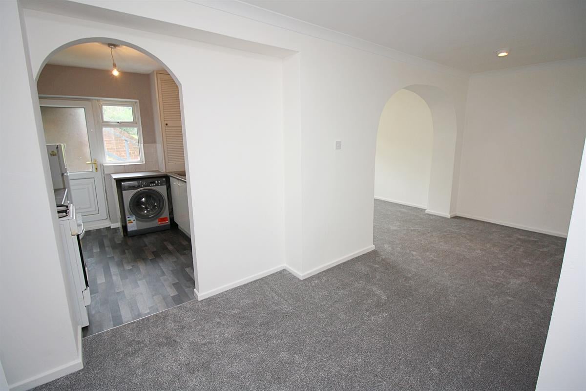 Flat St Lawrence Square in Newcastle upon Tyne