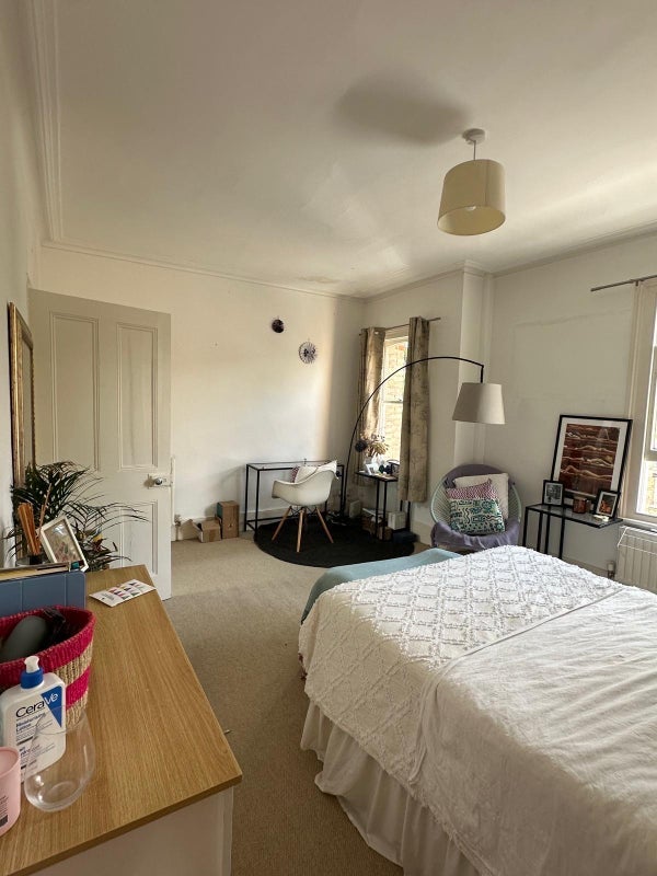 Room Radcot Street in Greater London