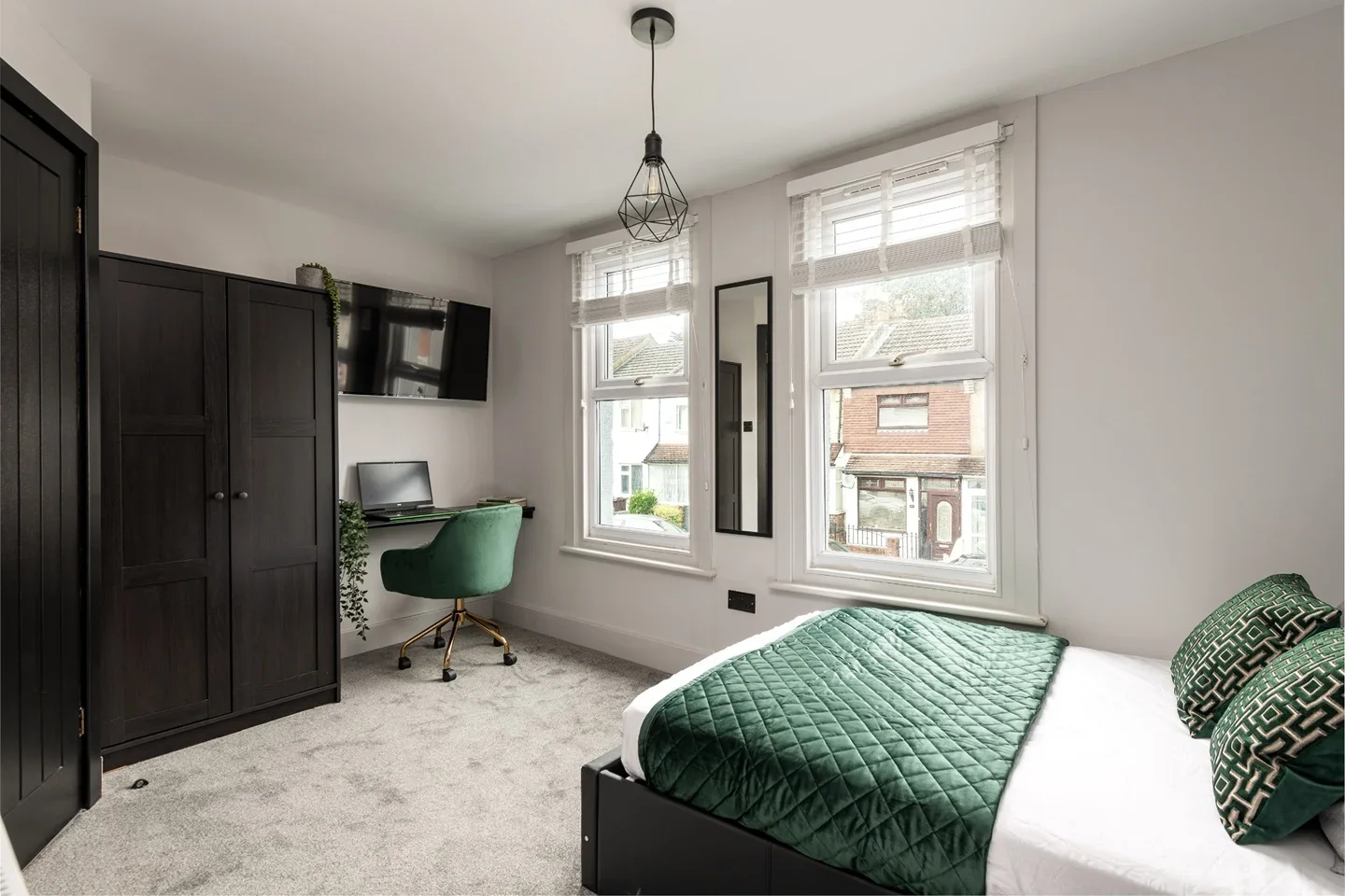 Room Beresford Road in Gillingham