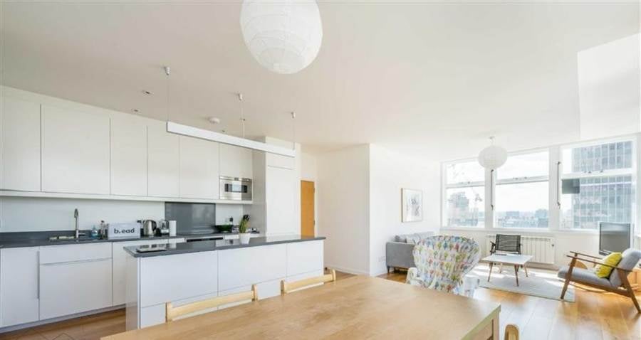 Flat Newington Causeway in Greater London