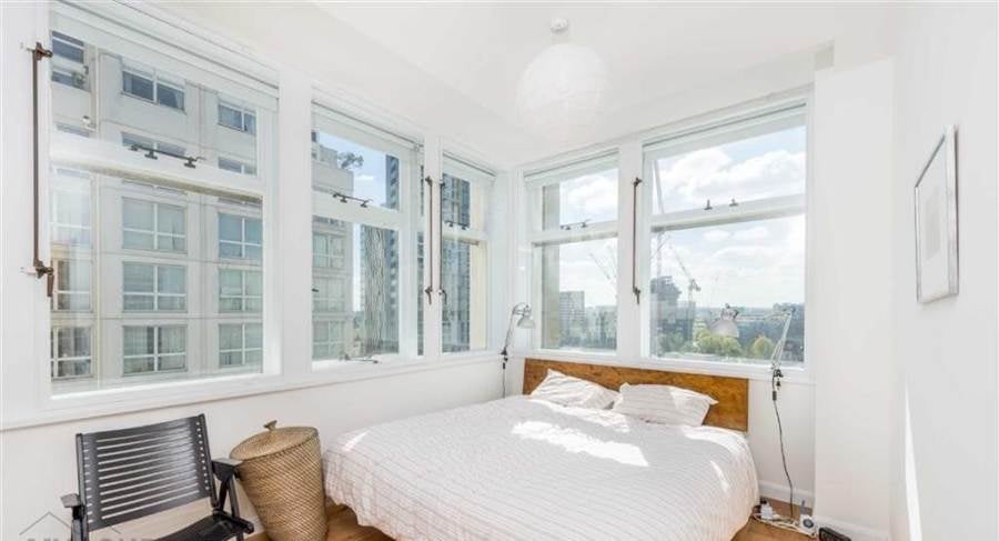 Flat Newington Causeway in Greater London