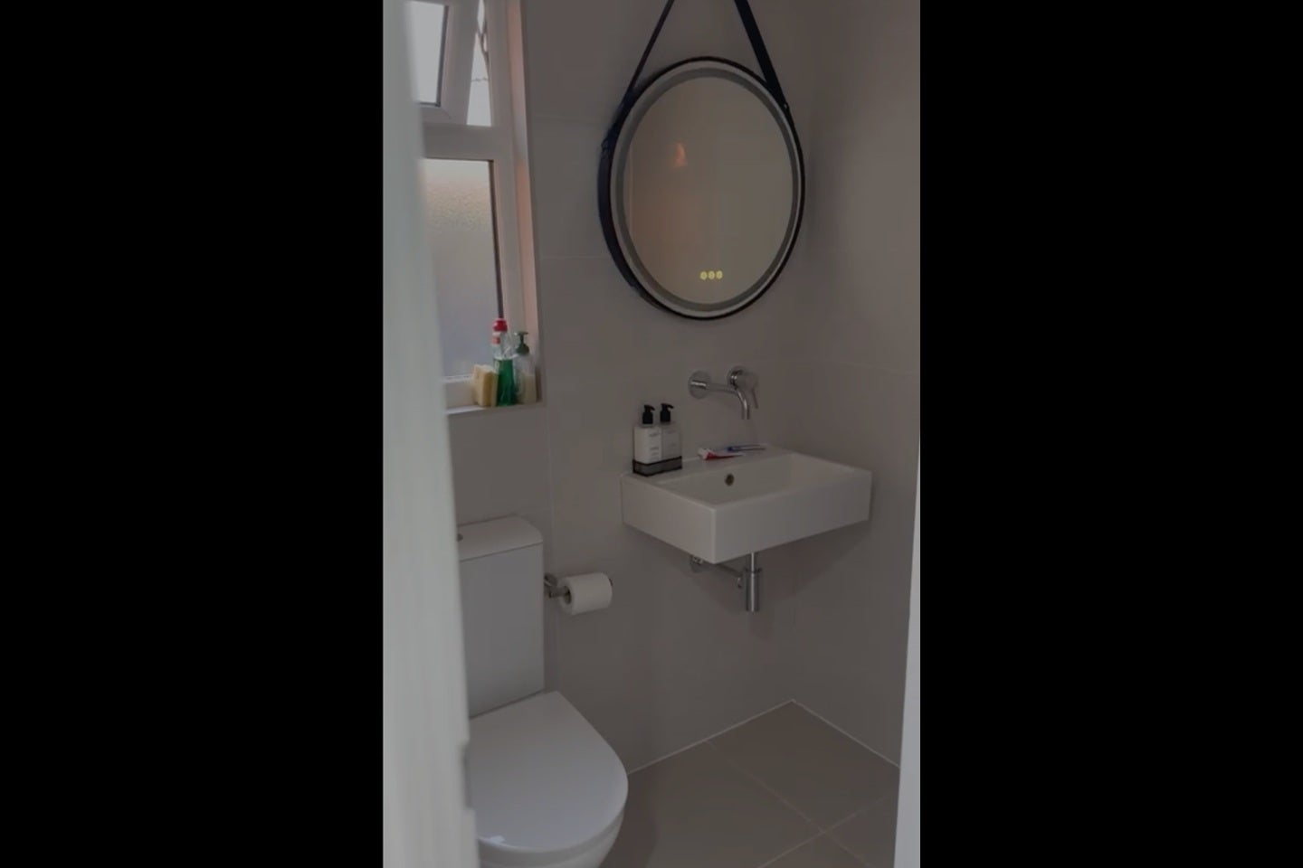 Room Central Park Road in Greater London