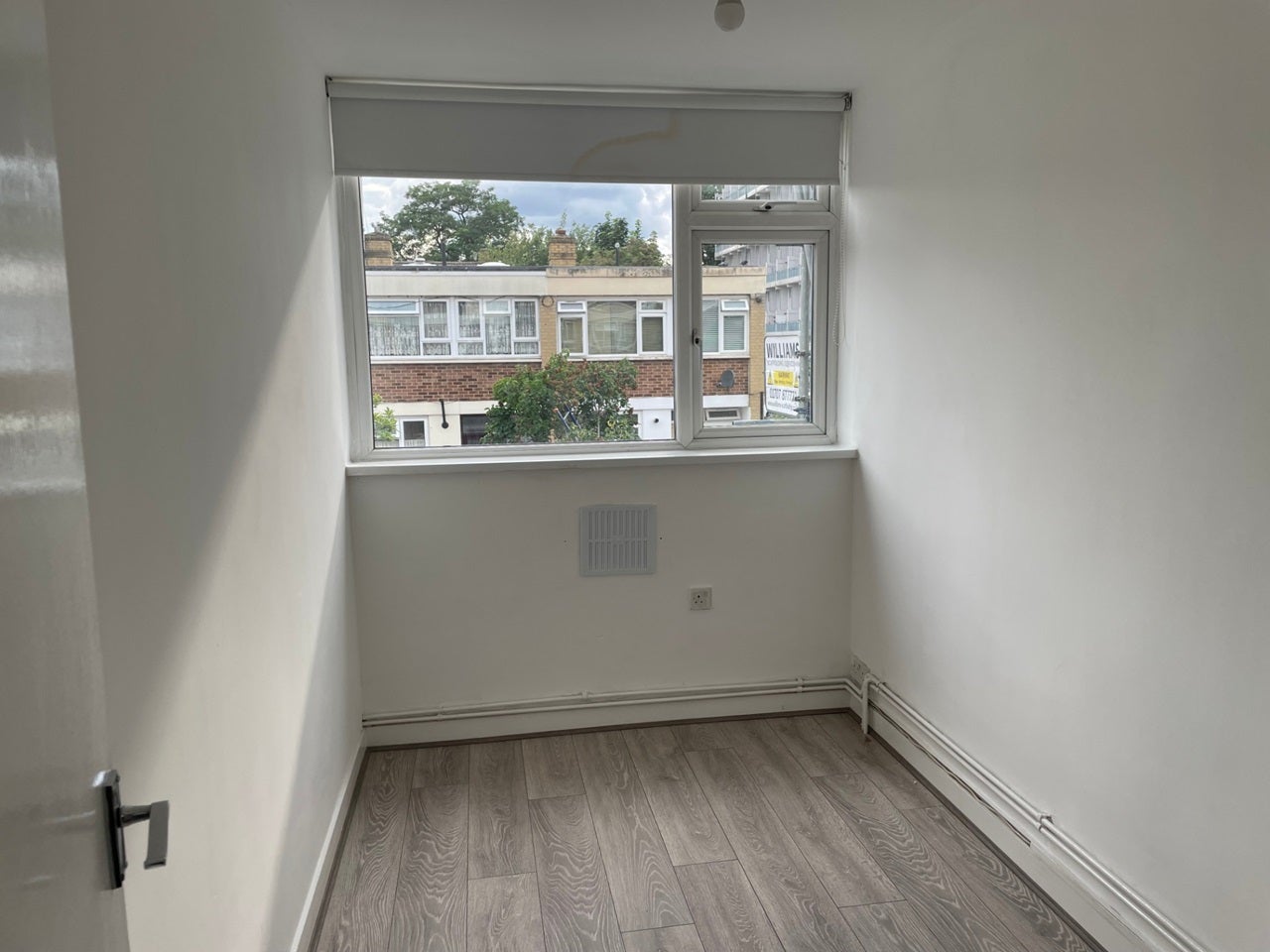 House Cassland Road in Greater London