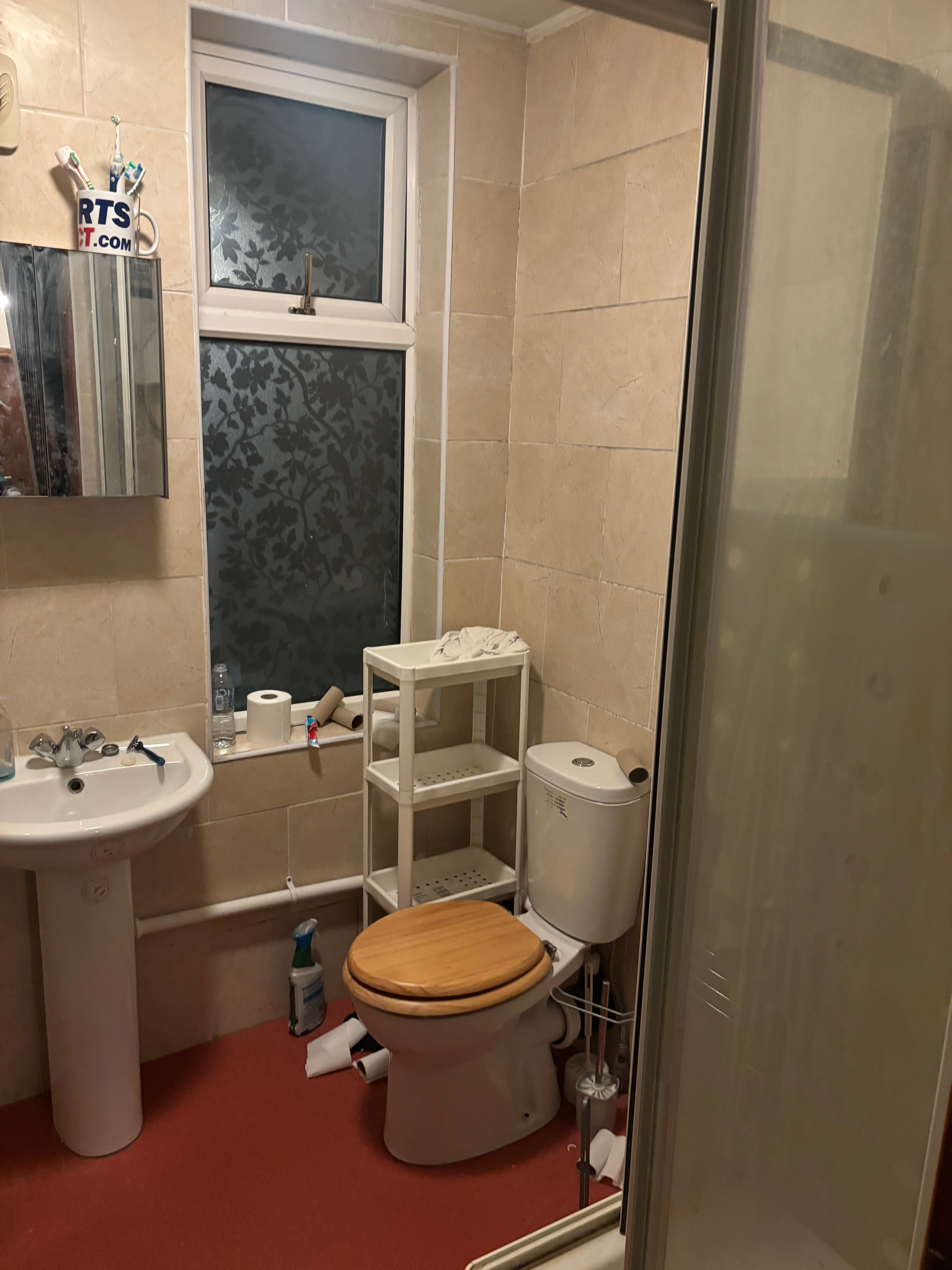 Room Kimbolton Avenue in Nottingham