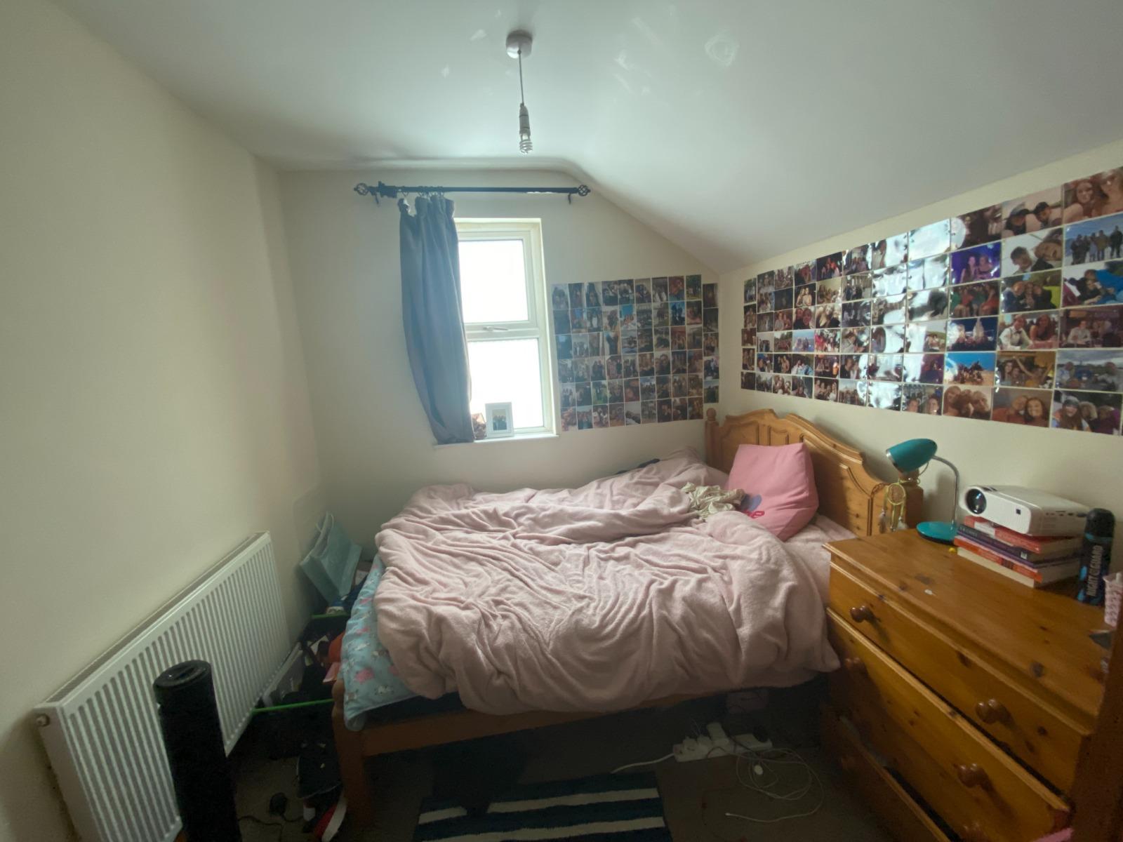 Room Kimbolton Avenue in Nottingham