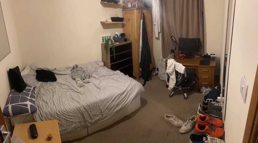 Room Kimbolton Avenue in Nottingham