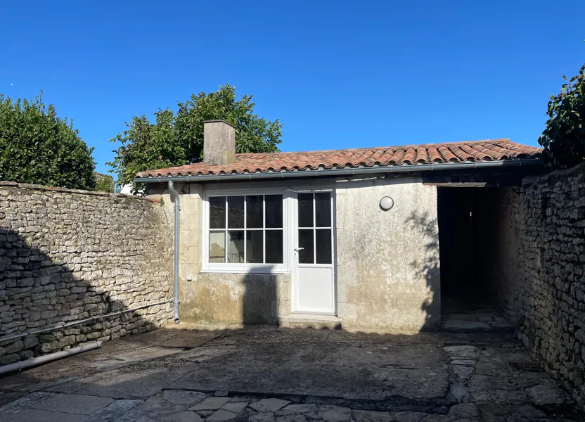 Maison Route des Mille Fleurs à Le Bois-Plage-en-Ré