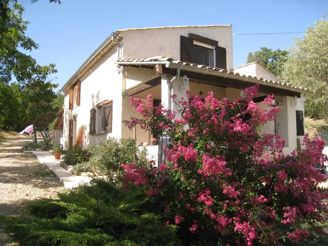 Room Chemin du Thor in Valensole