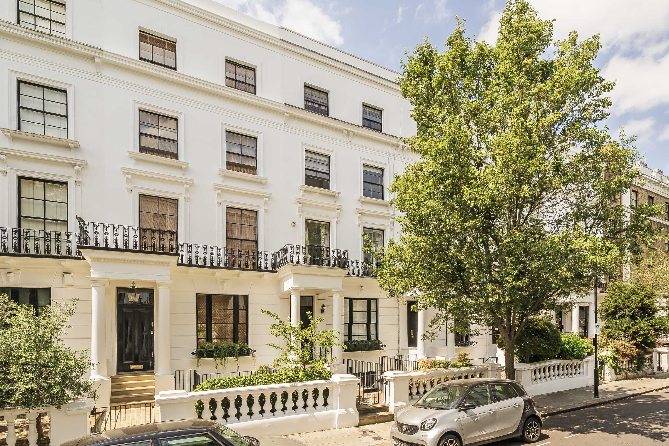 Flat Hereford Road in City of Westminster