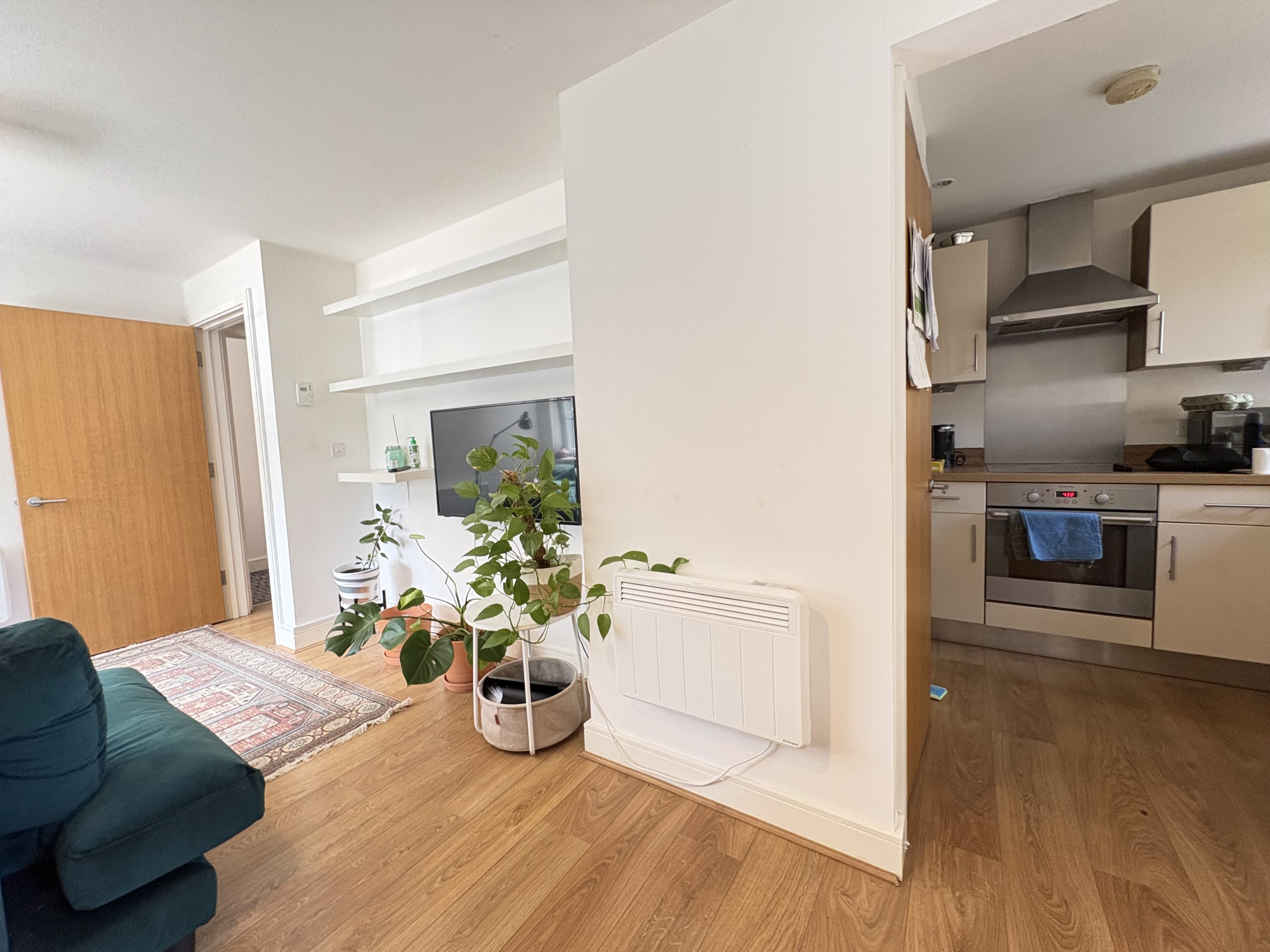 Flat Cumberland Place in Greater London