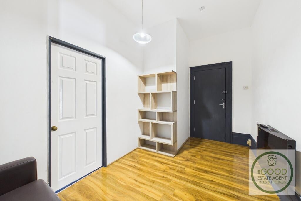 Flat Coxon Street in Sunderland