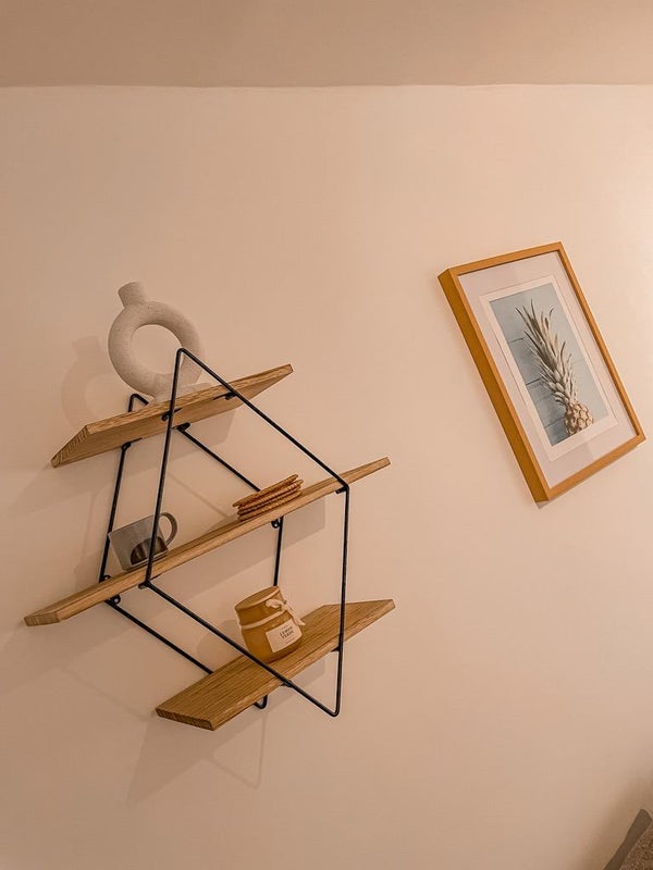 Flat Barringer Square in Greater London