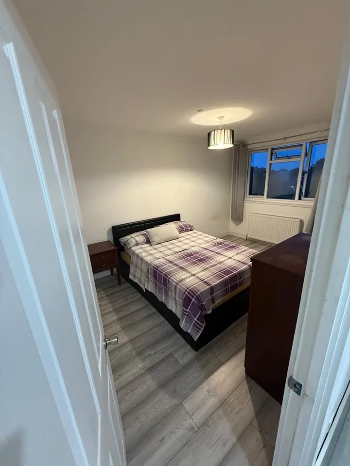 Room Chaucer Gardens in Greater London