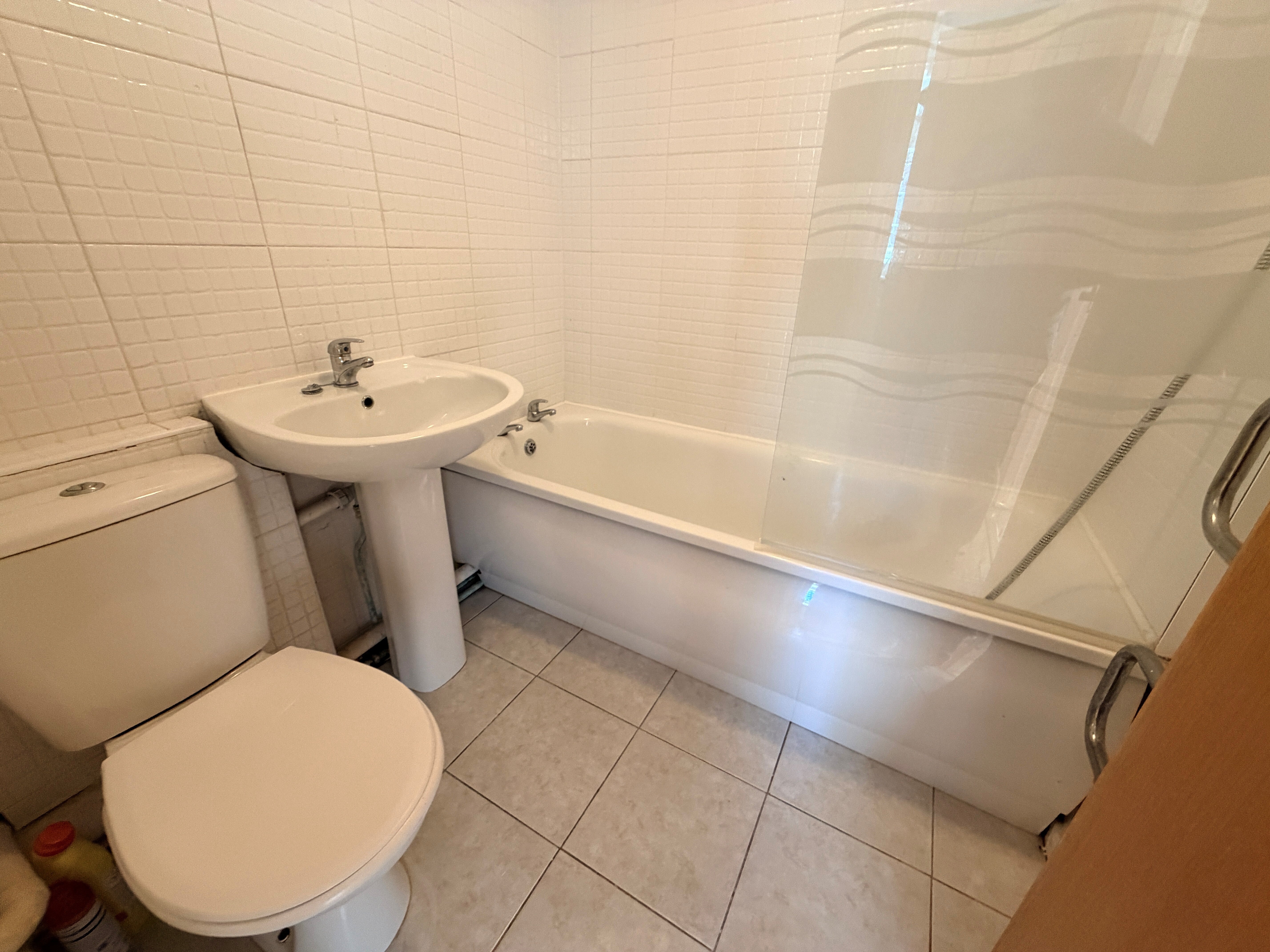 Flat Lambourne Close in Lichfield