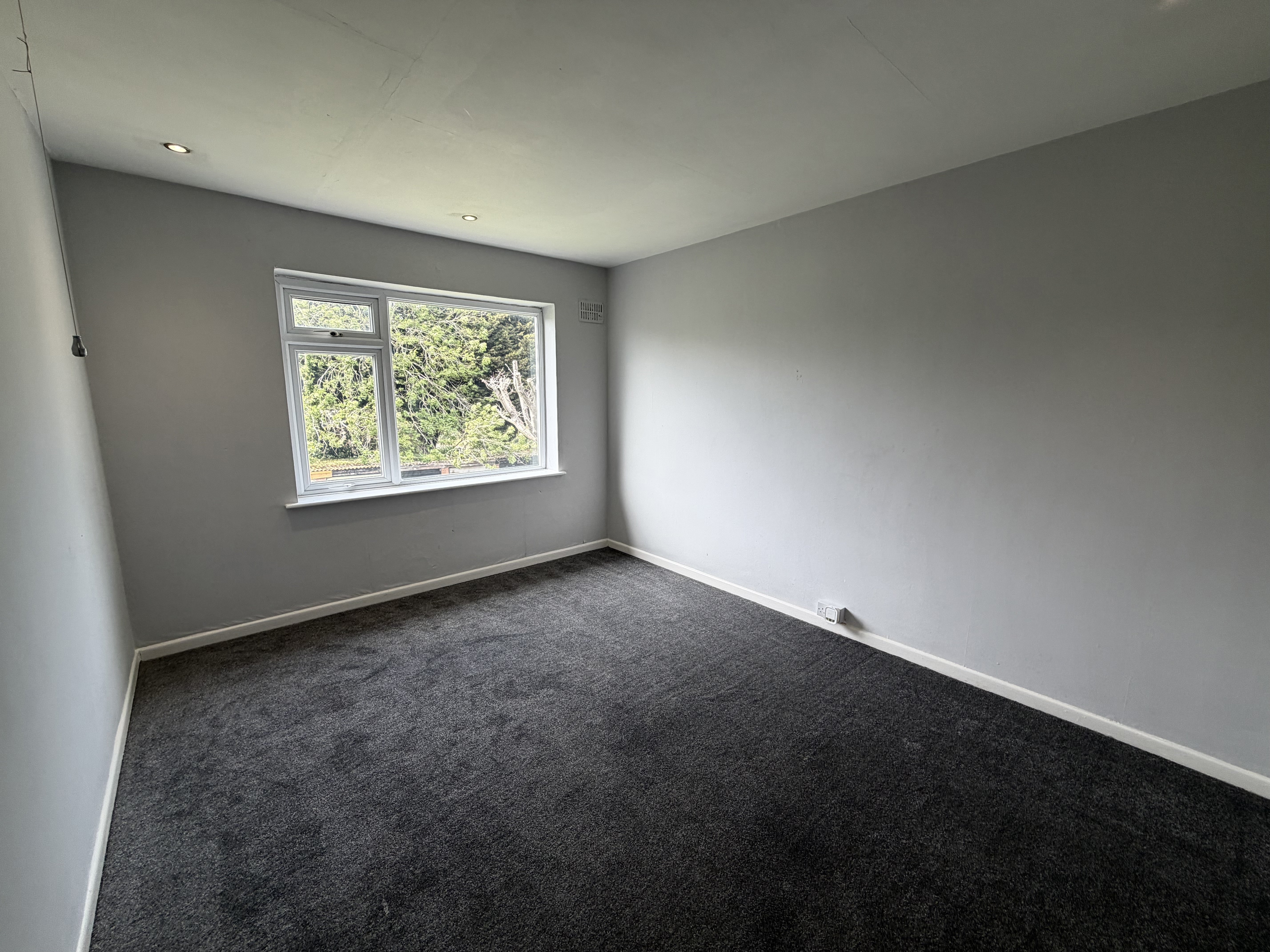 Flat Sebastian Close in Coventry