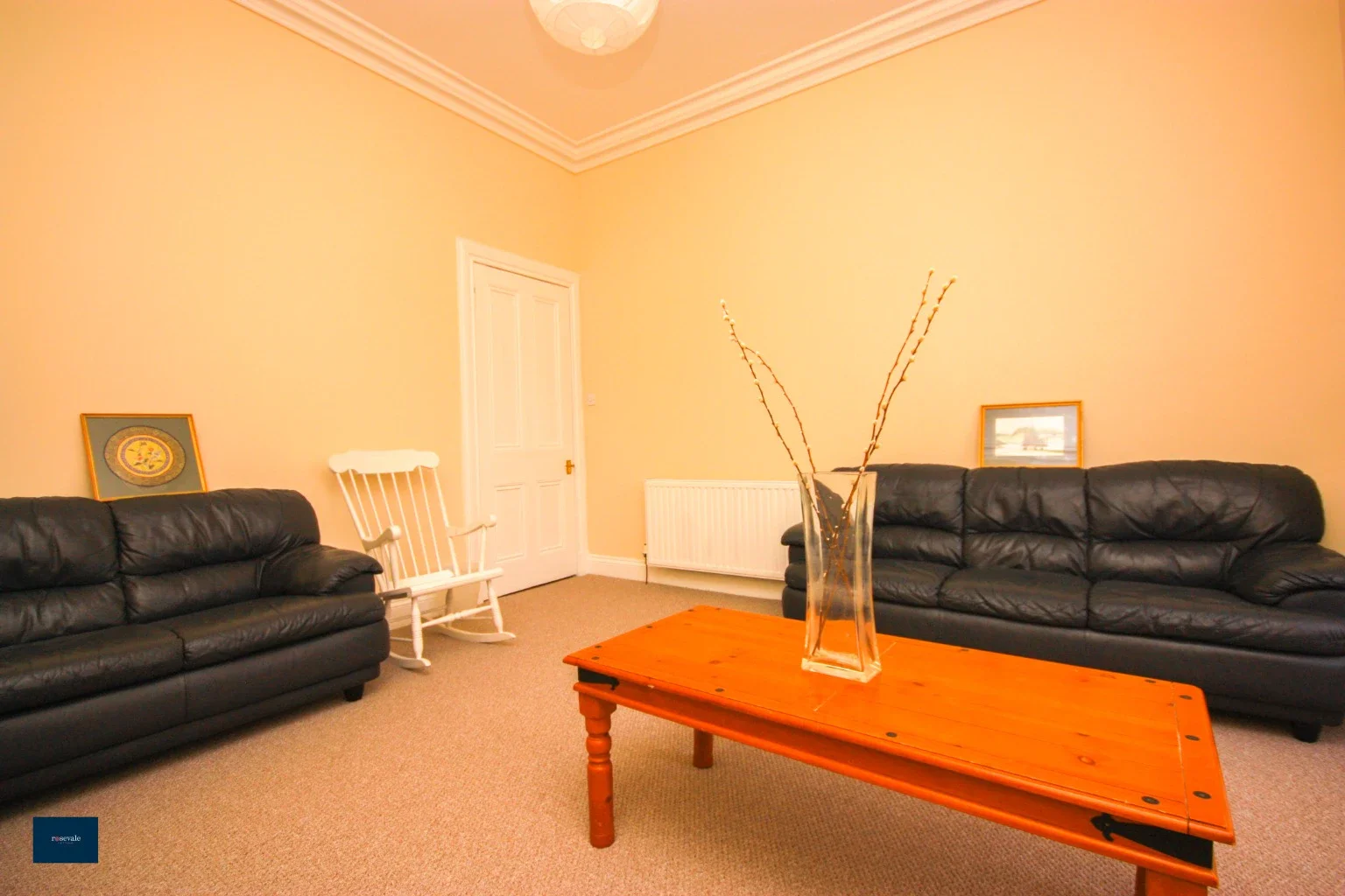 Flat Westbourne Gardens South in Glasgow