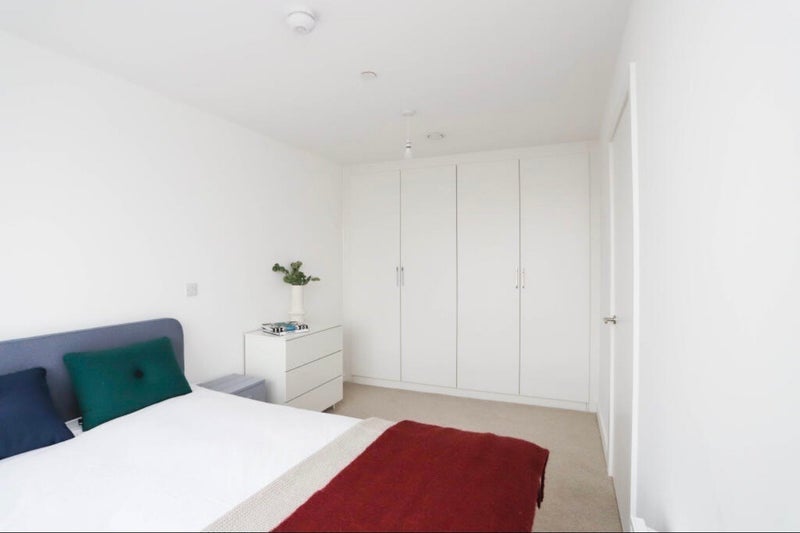 Flat Clippers Quay in Salford