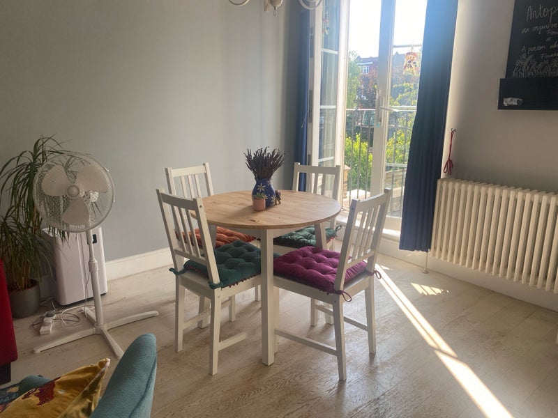 Room Stanton Road in Greater London
