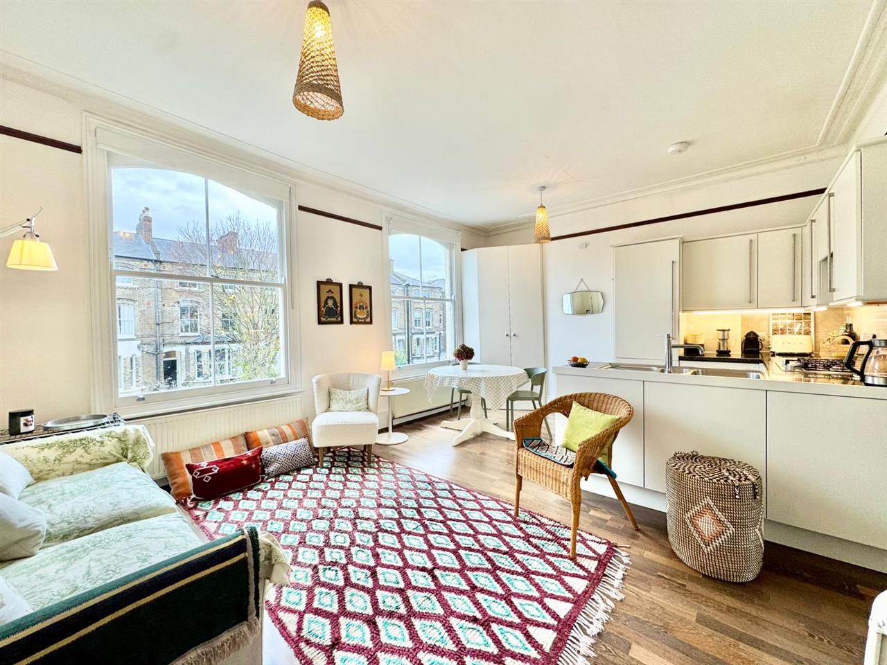 Flat Tufnell Park Road in Greater London