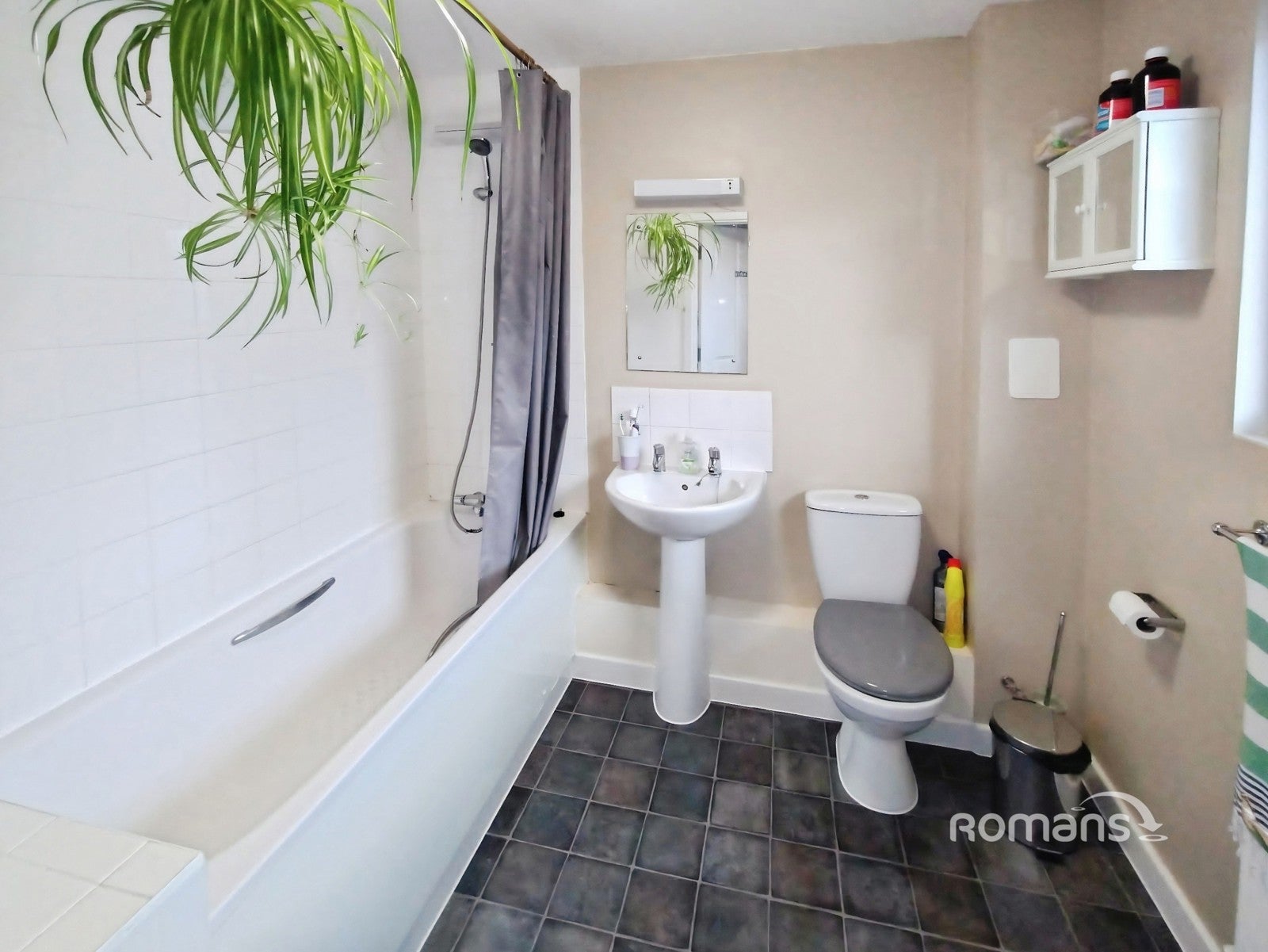 Flat Sebastopol Road in Rushmoor