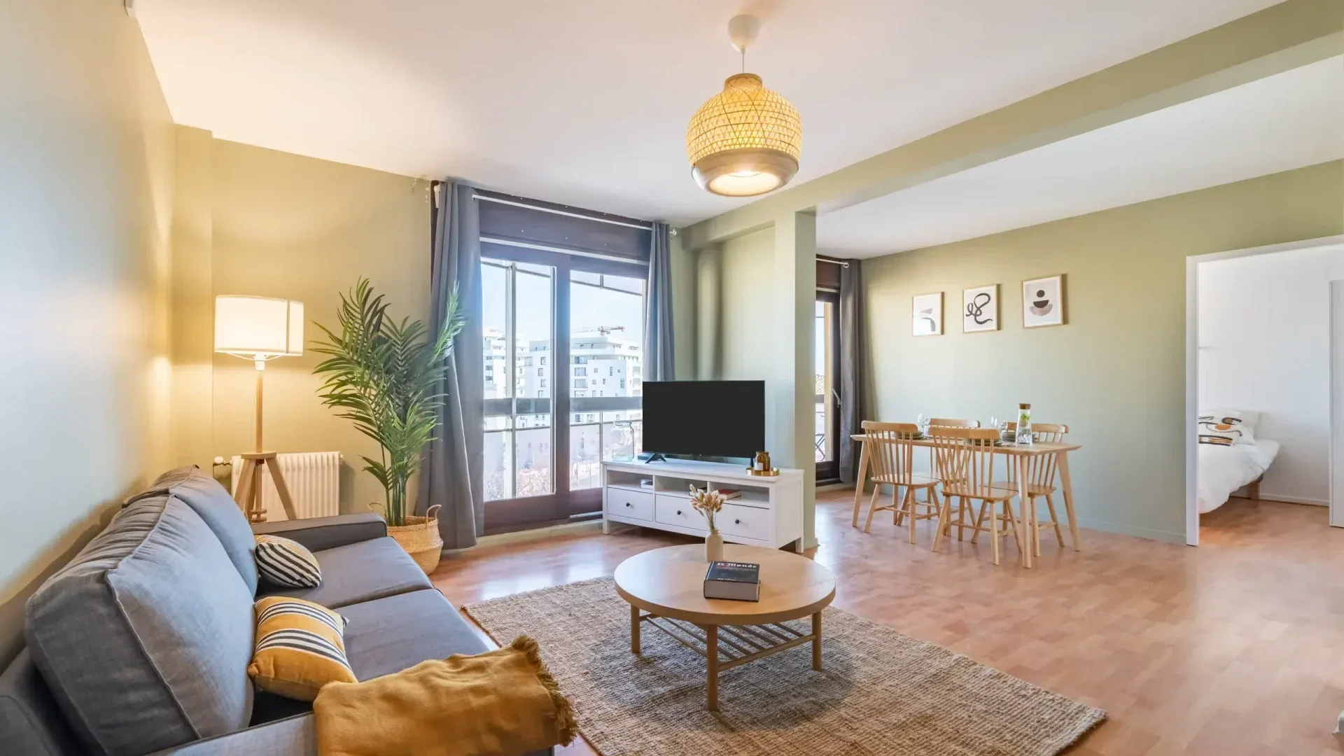 Flat Place Rondelet in Montpellier