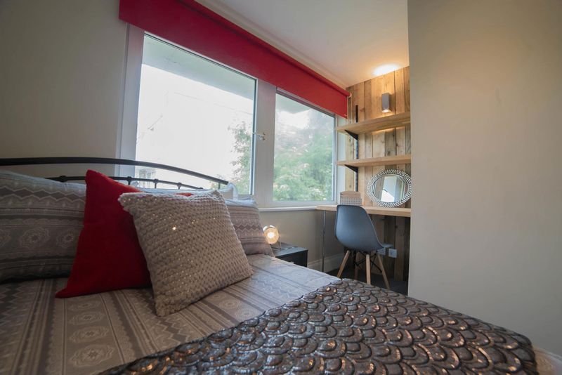 Flat Somers Road in Portsmouth