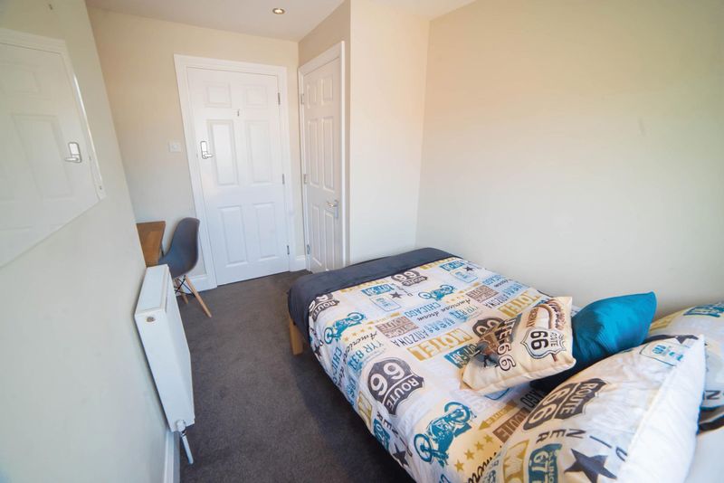 Flat Somers Road in Portsmouth