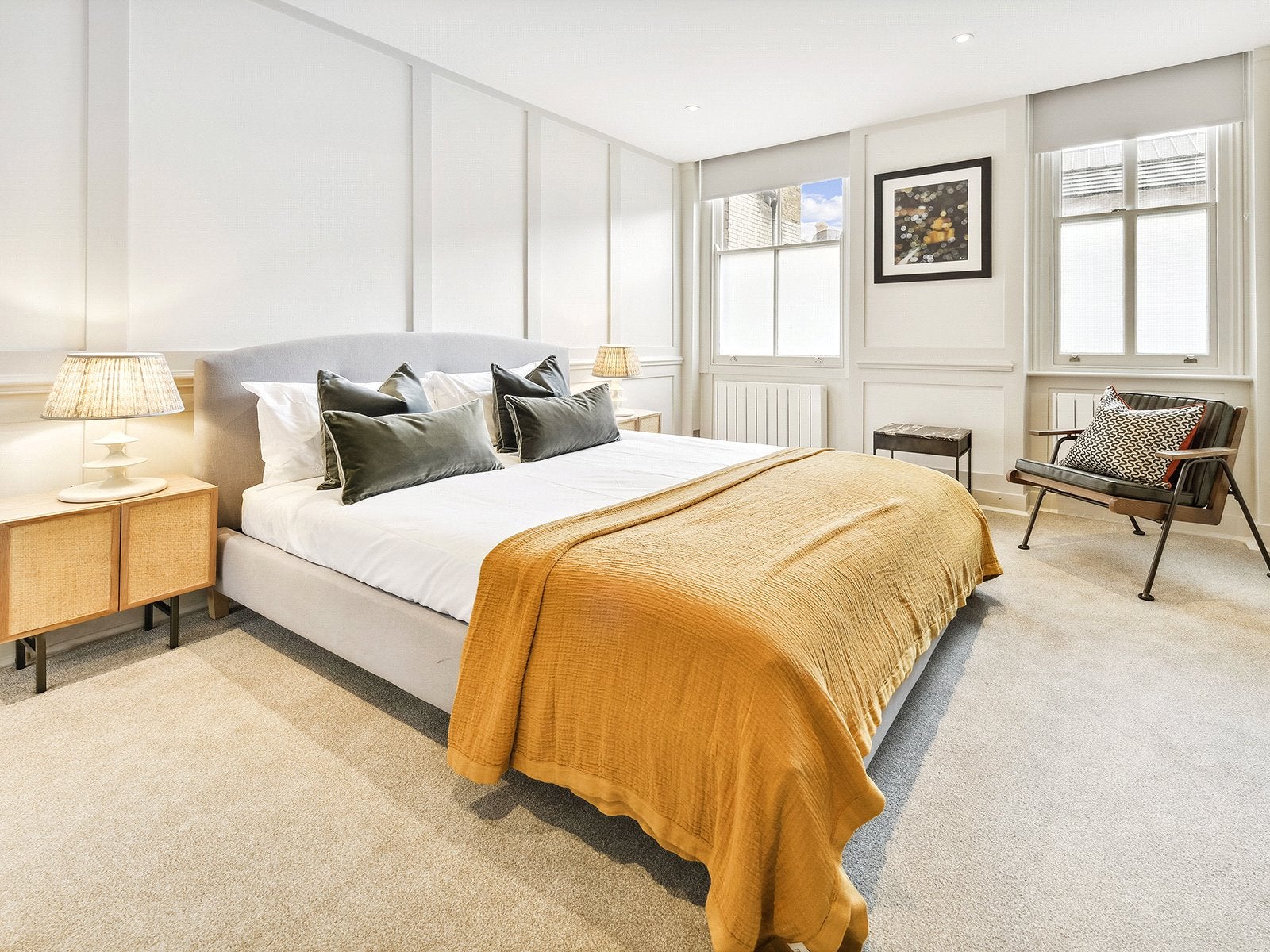 Flat Russell Street in City of Westminster