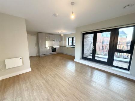 Flat Highfield Avenue in Newbury