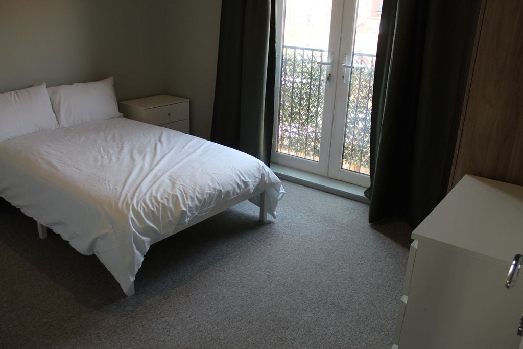 Room Diamond Drive in South Oxfordshire