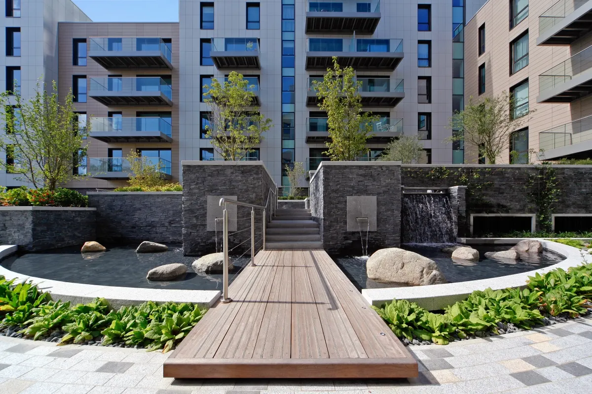 Flat Devan Grove in Greater London