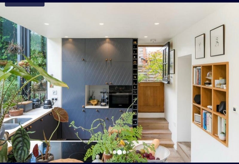 Room Gleneagle Road in Greater London