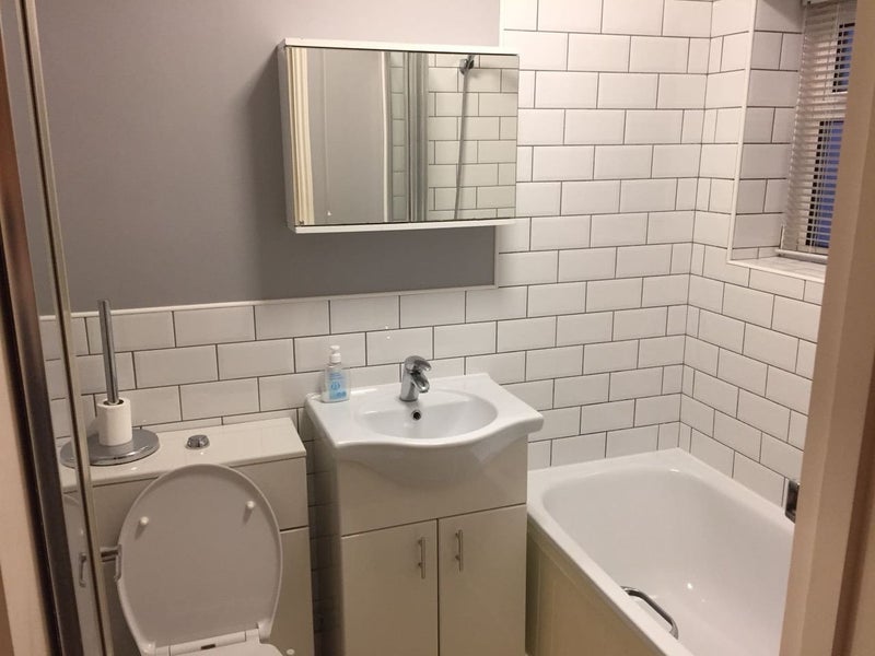 Room Princes Road in Greater London