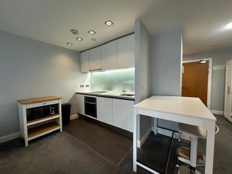 Flat Canning Place in Liverpool