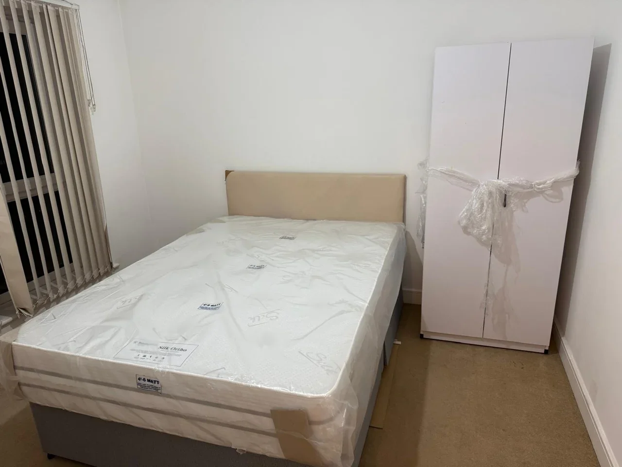 Room Provost Way in Greater London
