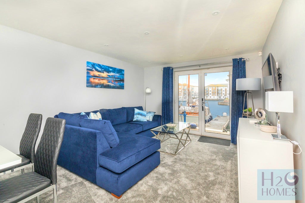 Flat Victory Mews in Roedean