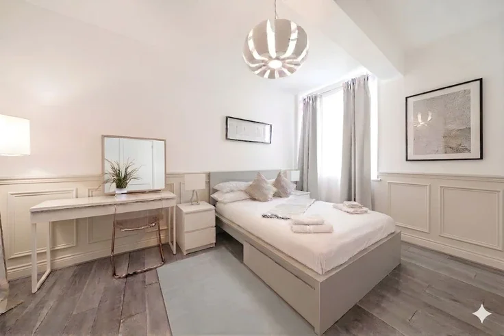 Flat Oxford Street in City of Westminster
