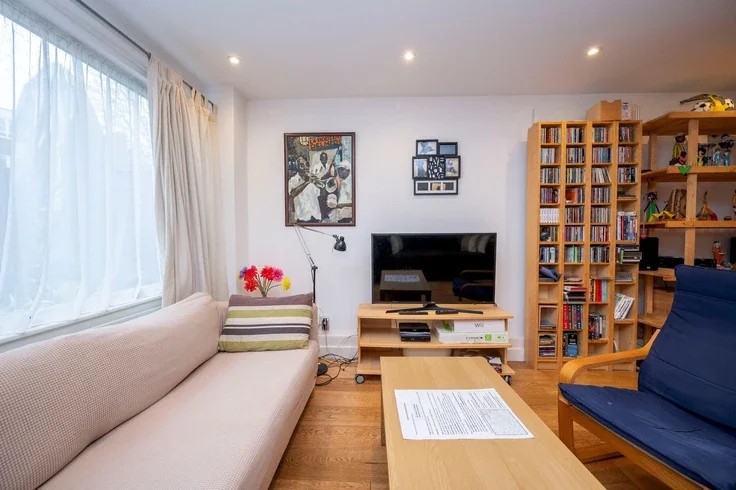 House Brecknock Road in Greater London