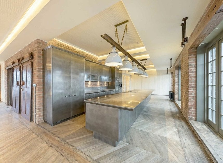 Flat Belmont Street in Greater London
