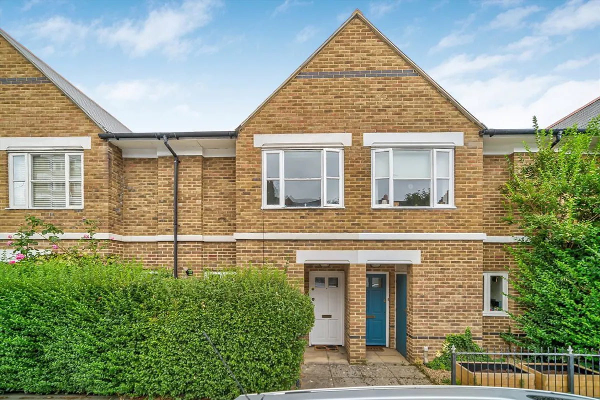 House Aiten Place in Greater London