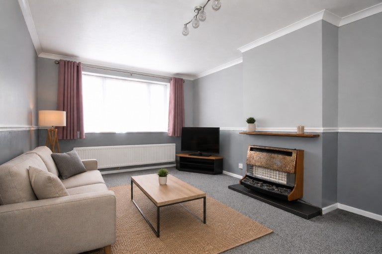 House Laburnum Road in Woking