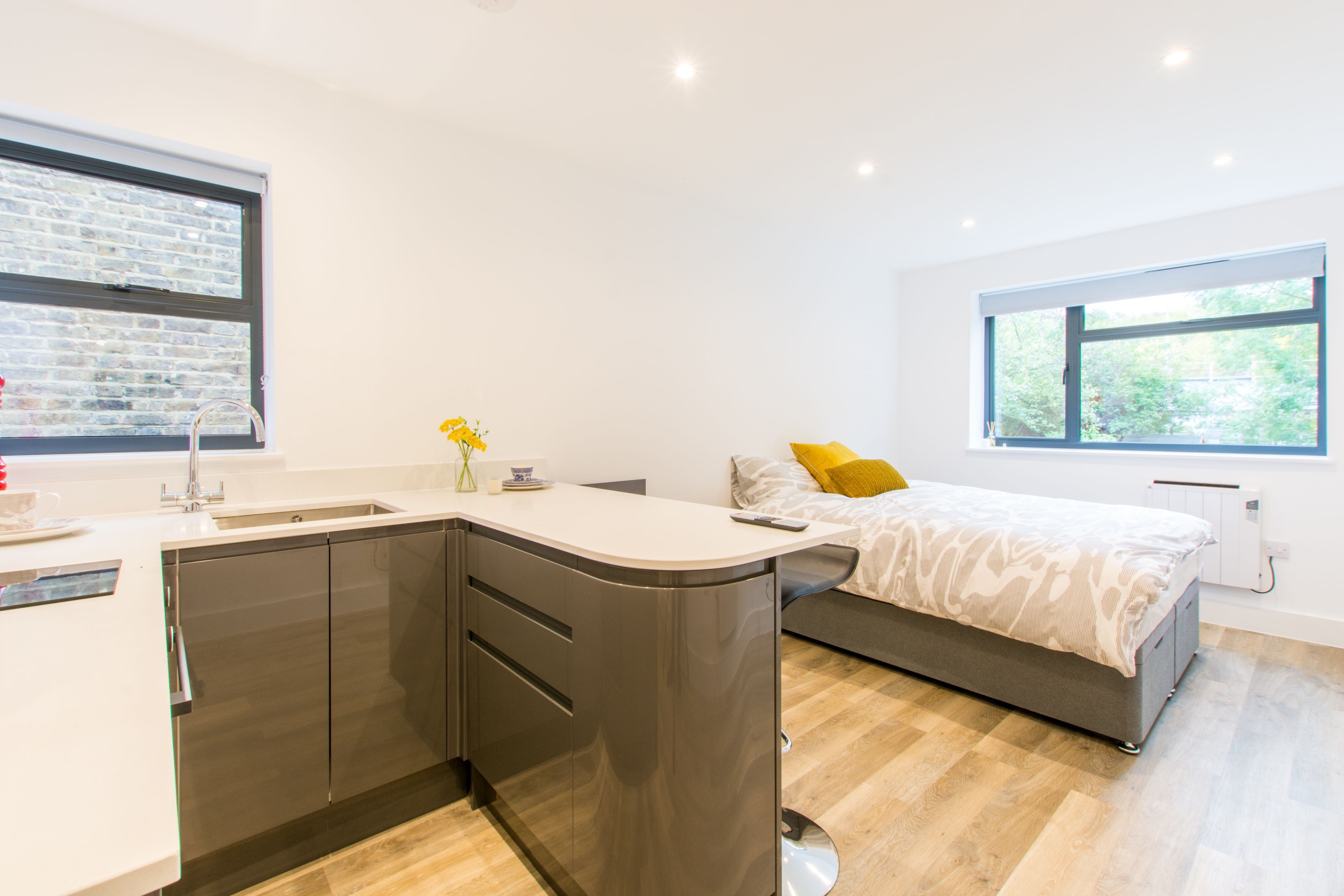 Flat Wightman Road in Greater London