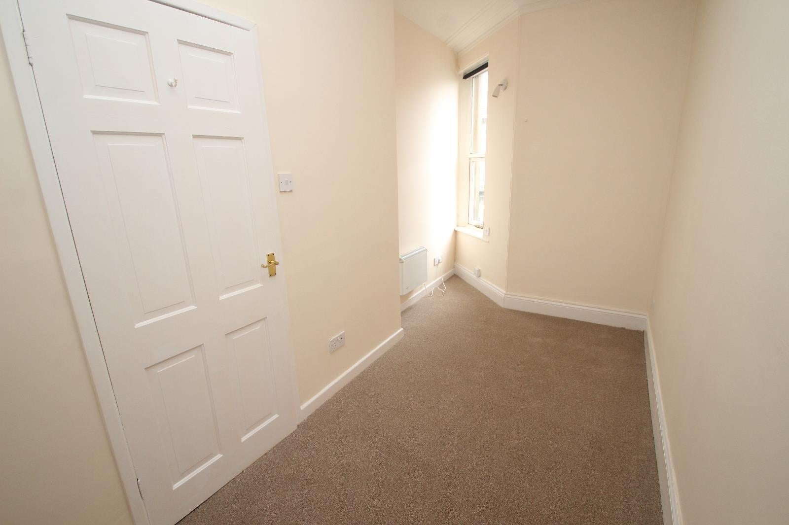 Flat Mornington Terrace in Harrogate